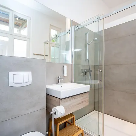 Diehl App 1 Apartment *